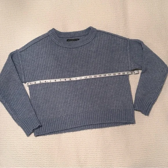 American Eagle Outfitters | Ribbed Light Blue Sweater | Size Small - Picture 2 of 5